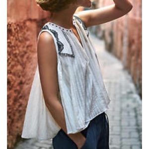 Floreat split neck embroidered tank